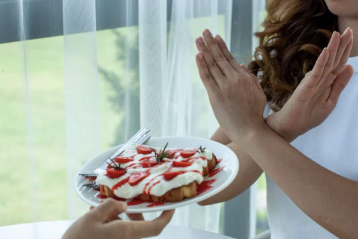 Al contrario, ci sono diversi alimenti che possono contribuire a migliorare i sintomi