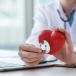 Le malattie cardiovascolari, che comprendono condizioni gravi come infarti